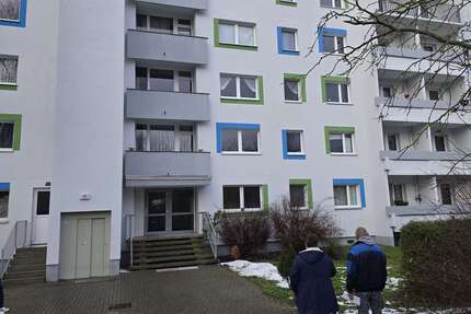 Wohnung Halle Halle-Neustadt - 1 Zimmer, 30 m&sup2;, 300&euro; | Angebot:26751385