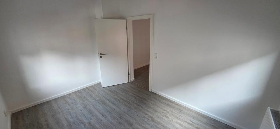 Etagenwohnung Schneeberg - 5 Zimmer, 128 m&sup2;, 1.024&euro; | Angebot:24877003