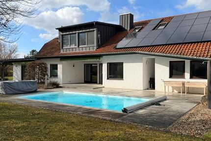 Haus Oberndorf am Lech - 6 Zimmer, 210 m&sup2;, 2.100&euro; | Angebot:26096402