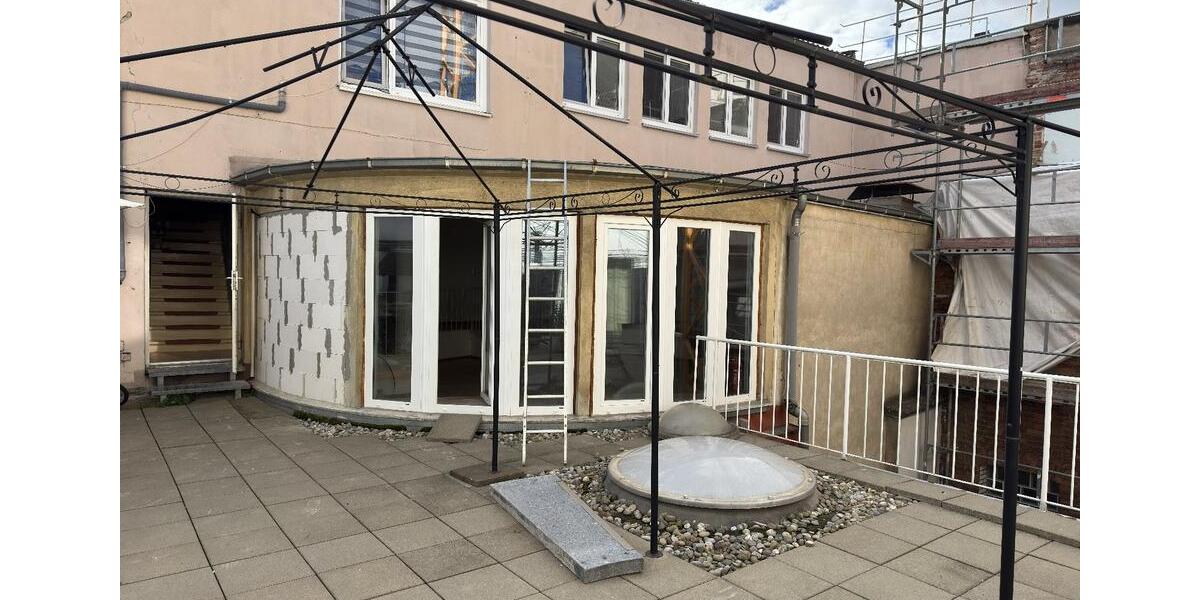 Etagenwohnung Schweinfurt Gartenstadt - 4 Zimmer, 155 m&sup2;, 1.600&euro; | Angebot:25251372