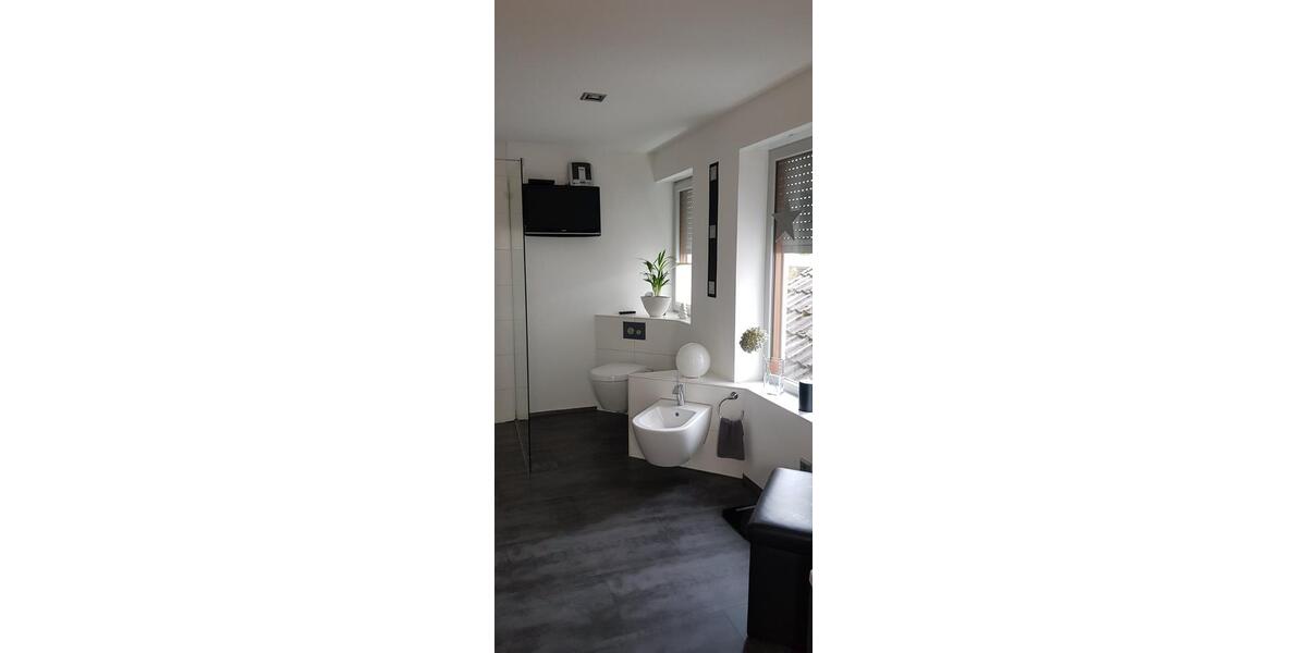 Einfamilienhaus Rosenberg - 5 Zimmer, 190 m&sup2;, 2.100&euro; | Angebot:25643745