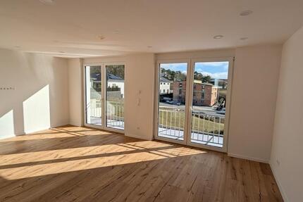 Wohnung Buchen (Odenwald) - 3.5 Zimmer, 122 m&sup2;, 1.250&euro; | Angebot:25237388