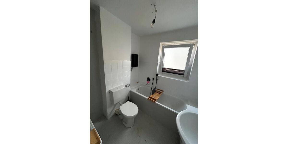 Erdgeschoßwohnung Schwerte - 3 Zimmer, 90 m&sup2;, 900&euro; | Angebot:26254894