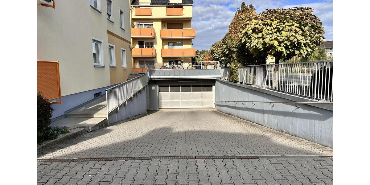 Dachgeschoßwohnung Amberg - 3.5 Zimmer, 96 m&sup2;, 850&euro; | Angebot:24842162