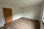 Neuer Fußboden und Wanne + Dusche! 2 Zimmer Wohnung in Langenberg - Etagenwohnung Gera Langenberg | Angebot:27040504