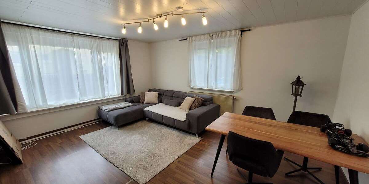 Etagenwohnung Sachsenheim - 3 Zimmer, 78 m&sup2;, 975&euro; | Angebot:26571020