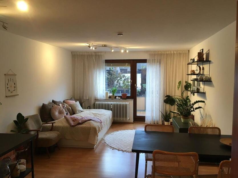 Schöne 1-Zimmer Wohnung mit Abstellkammer und Balkon zu vermieten