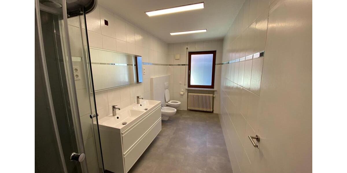 Etagenwohnung Lohr am Main - 7 Zimmer, 150 m&sup2;, 1.350&euro; | Angebot:25964311