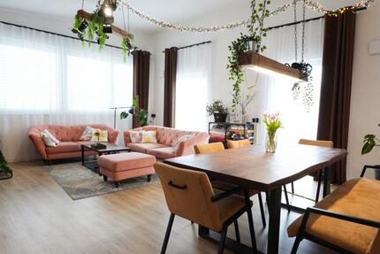 Haus Wehr - 4 Zimmer, 150 m&sup2;, 1.900&euro; | Angebot:26646511