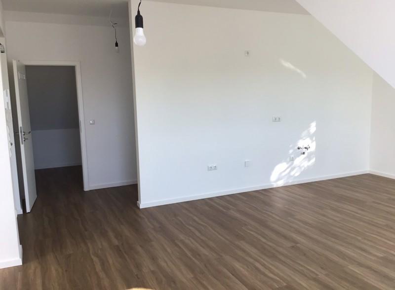 Dachgeschoßwohnung Dachau - 3 Zimmer, 88 m&sup2;, 1.636&euro; | Angebot:25996661