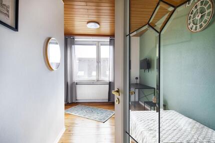 Wohnung Saarbrücken West - 1 Zimmer, 32 m&sup2;, 720&euro; | Angebot:26120406