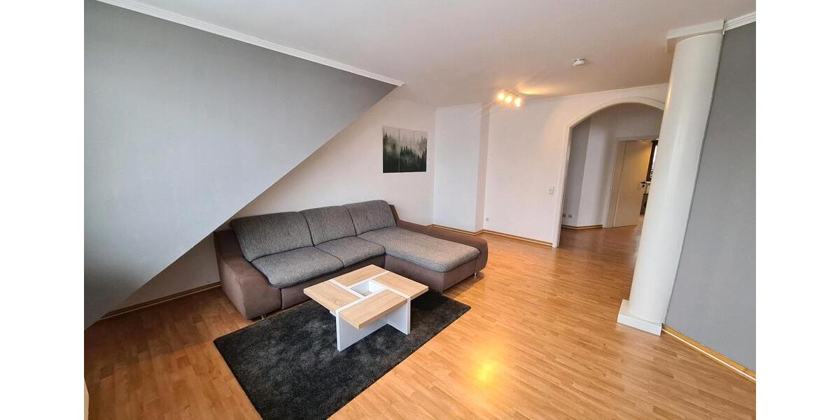 Dachgeschoßwohnung Felsberg - 2 Zimmer, 70 m&sup2;, 1.000&euro; | Angebot:24788514