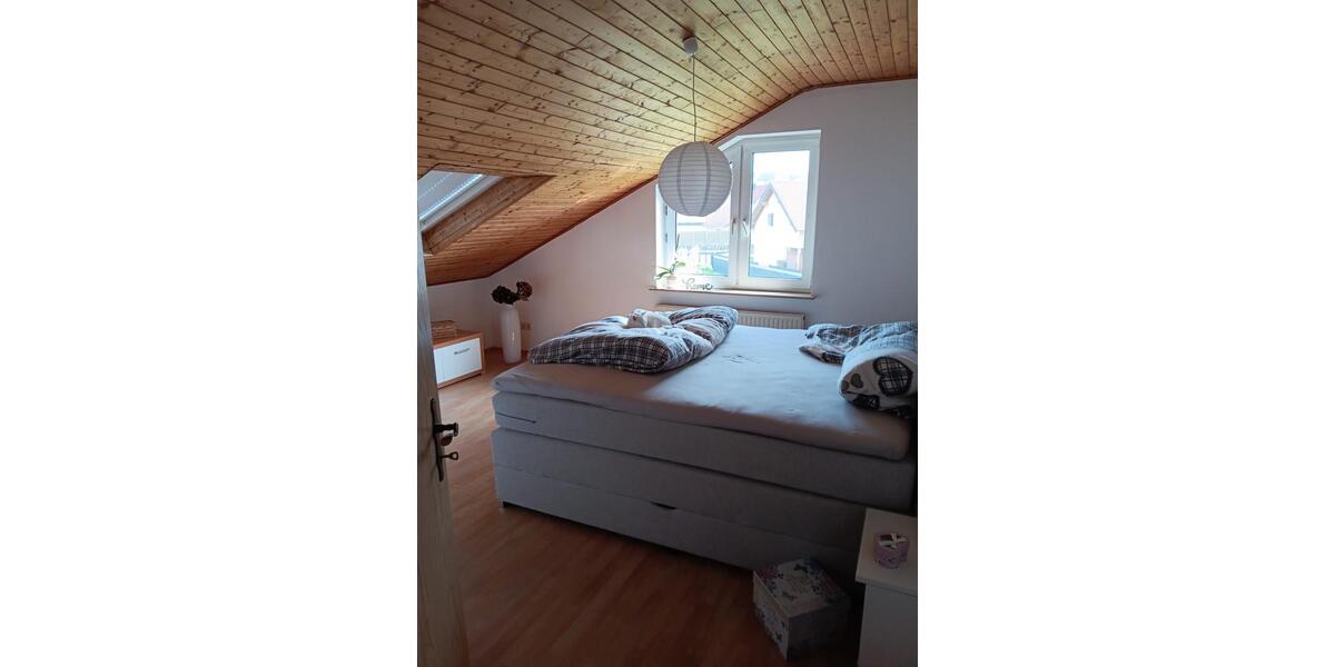 Dachgeschoßwohnung Bad Kreuznach Bad Münster am Stein-Ebernburg - 3 Zimmer, 86 m&sup2;, 650&euro; | Angebot:24631841