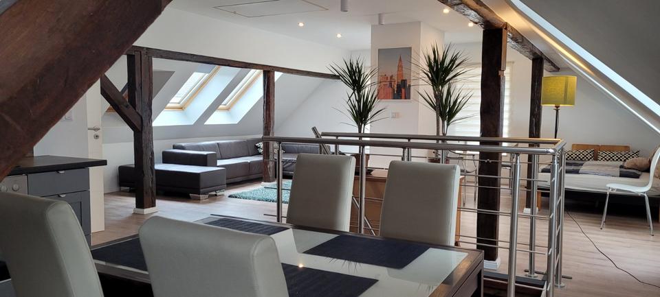 2,5 Zimmer DG Atelierwohnung 2.5 zimmer