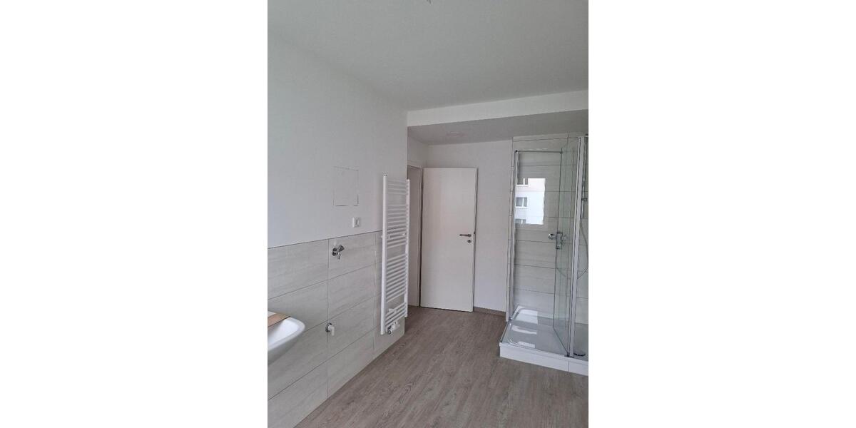 Etagenwohnung Apolda - 2 Zimmer, 60 m&sup2;, 552&euro; | Angebot:26266565