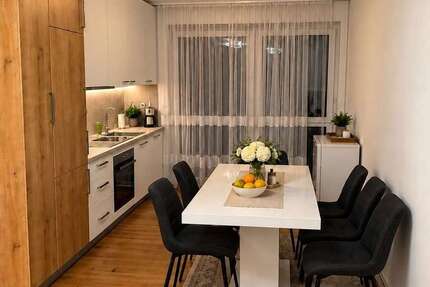Wohnung Rüsselsheim am Main - 4 Zimmer, 101 m&sup2;, 2.100&euro; | Angebot:27710860