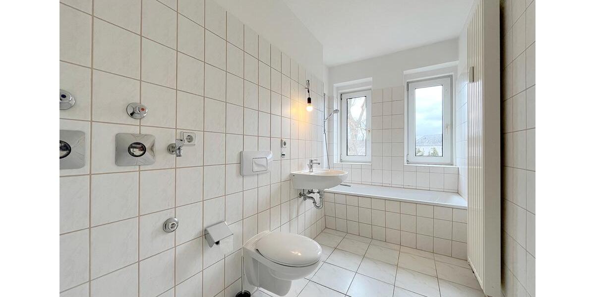 Etagenwohnung Glauchau - 2 Zimmer, 45 m&sup2;, 290&euro; | Angebot:26001488