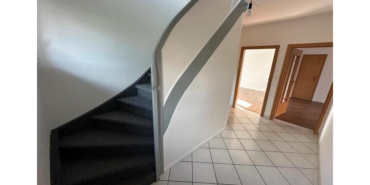 Doppelhaushälfte Saterland - 5 Zimmer, 147 m&sup2;, 1.100&euro; | Angebot:26698293