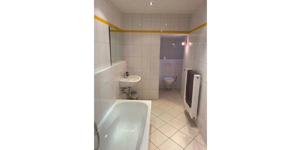 Etagenwohnung Abensberg - 4 Zimmer, 101 m&sup2;, 1.040&euro; | Angebot:26000182