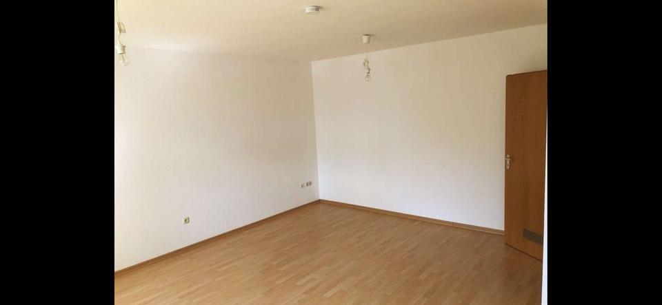 Etagenwohnung Gerolzhofen - 1 Zimmer, 35 m&sup2;, 390&euro; | Angebot:26639088