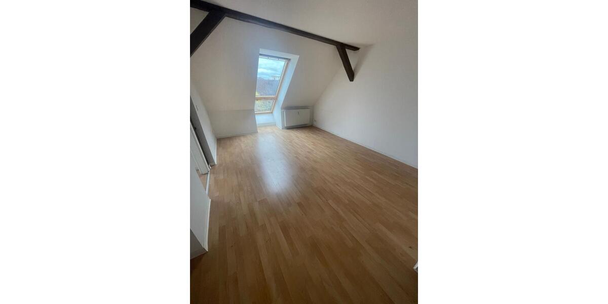 Erdgeschoßwohnung Zeitz - 2 Zimmer, 40 m&sup2;, 225&euro; | Angebot:24570321