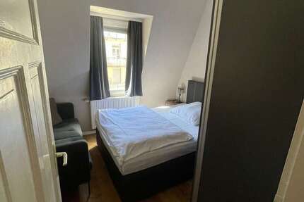 Zimmer Frankfurt am Main / Gallusviertel Gallusviertel - 2 Zimmer, 1.300&euro; | Angebot:26978906