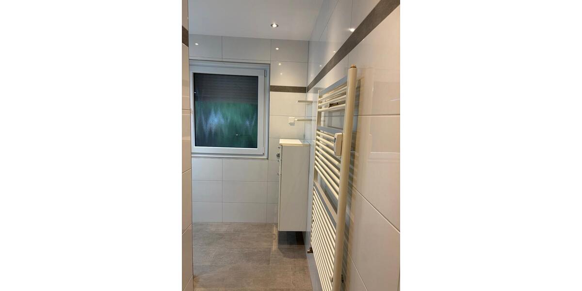 TRAUMWOHNUNG AHLTEN FREI EG Garten Terrasse Einbauküche Garage 3 zimmer