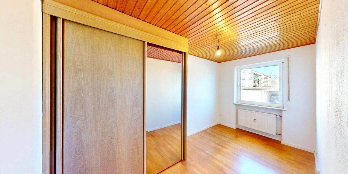 Etagenwohnung Rosenheim Ost - 3 Zimmer, 77 m&sup2;, 1.078&euro; | Angebot:26318093