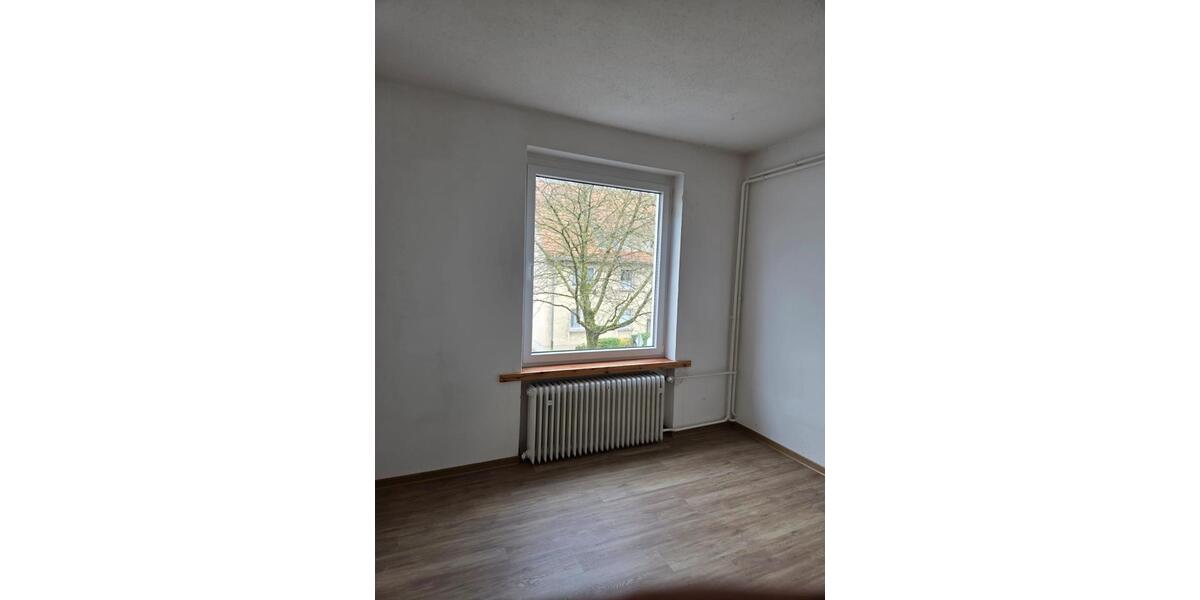 Etagenwohnung Detmold - 5 Zimmer, 120 m&sup2;, 1.200&euro; | Angebot:25638790