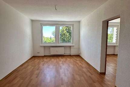 Wohnung Bernburg - 3 Zimmer, 56 m&sup2;, 338&euro; | Angebot:27292310