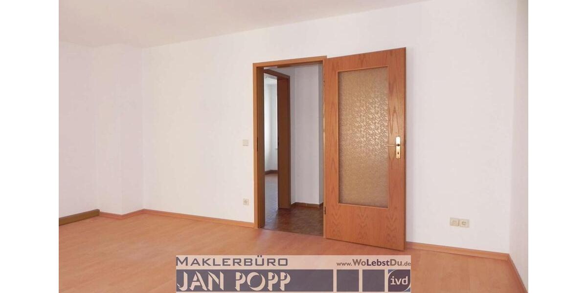 Dachgeschoßwohnung Greiz - 2 Zimmer, 60 m&sup2;, 300&euro; | Angebot:26491110
