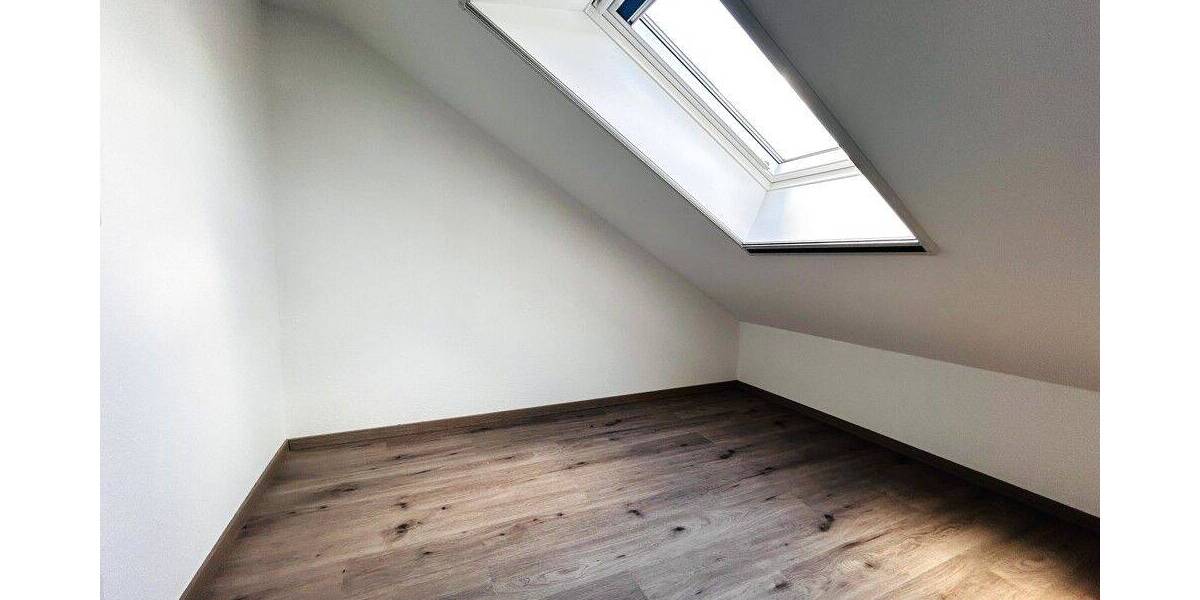 Reihenendhaus Ludwigsburg / Poppenweiler Poppenweiler - 4 Zimmer, 117 m&sup2;, 1.630&euro; | Angebot:26835231