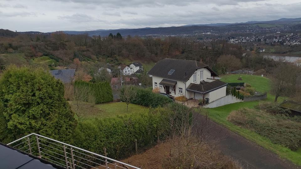 Charmante 3,5 Zimmer-Dachgeschosswohnung in Ockenfeld 3.5 zimmer