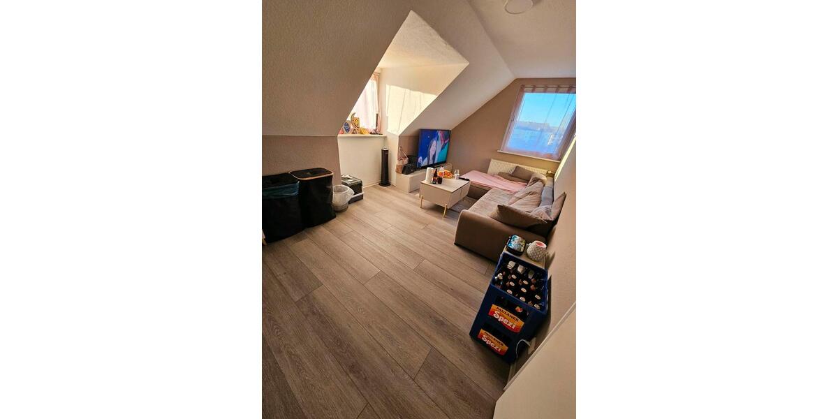 Dachgeschoßwohnung Wolfsburg - 2 Zimmer, 40 m&sup2;, 465&euro; | Angebot:26587342