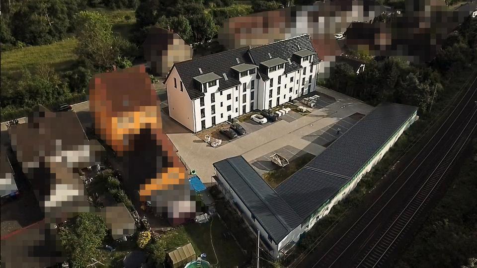 Dachgeschoßwohnung Hameln Kernstadt - 2.5 Zimmer, 75 m&sup2;, 750&euro; | Angebot:26224052