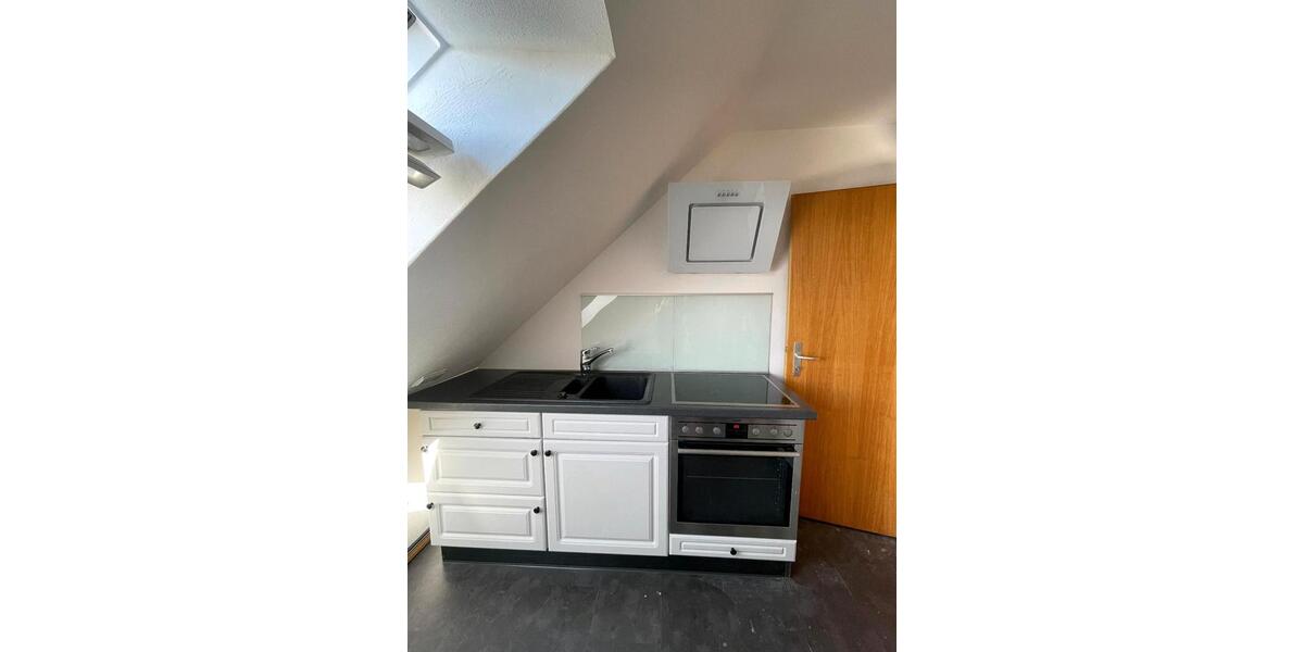 Dachgeschoßwohnung Bad Gandersheim - 4 Zimmer, 85 m&sup2;, 620&euro; | Angebot:26398893