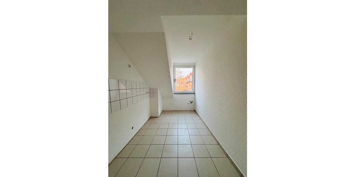 Dachgeschoßwohnung Erfurt Daberstedt - 3 Zimmer, 83 m&sup2;, 950&euro; | Angebot:24573486