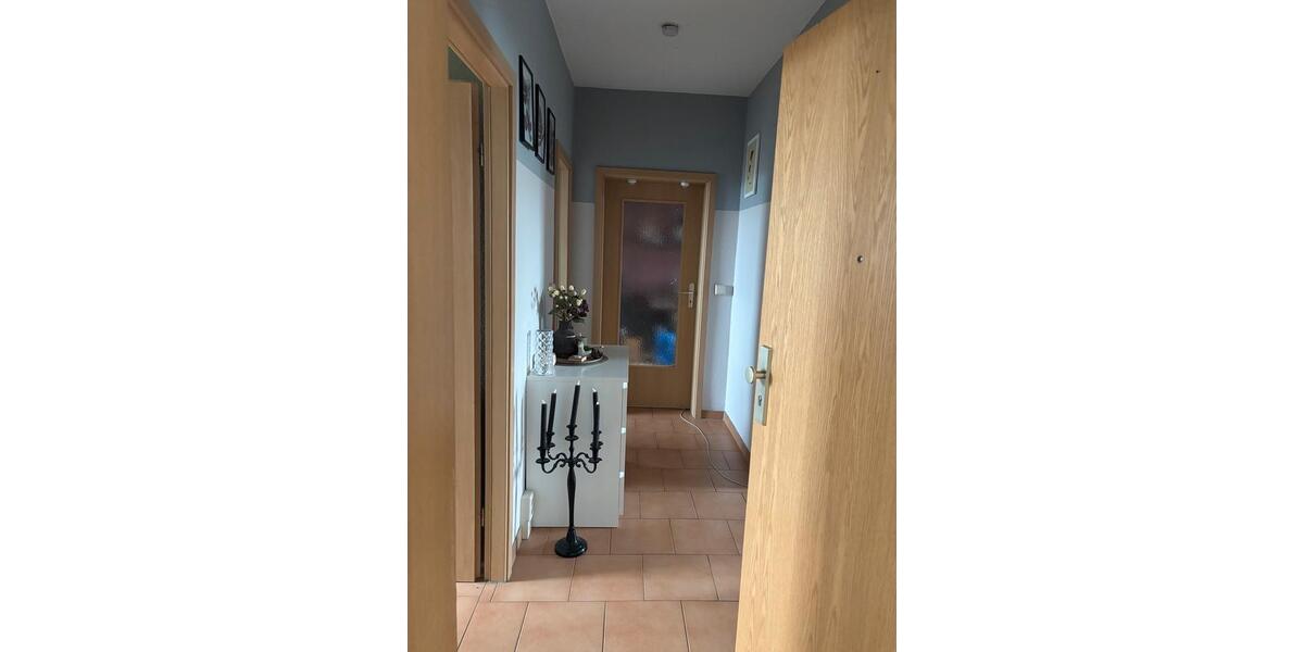 Etagenwohnung Neubrandenburg - 3 Zimmer, 63 m&sup2;, 570&euro; | Angebot:26170755