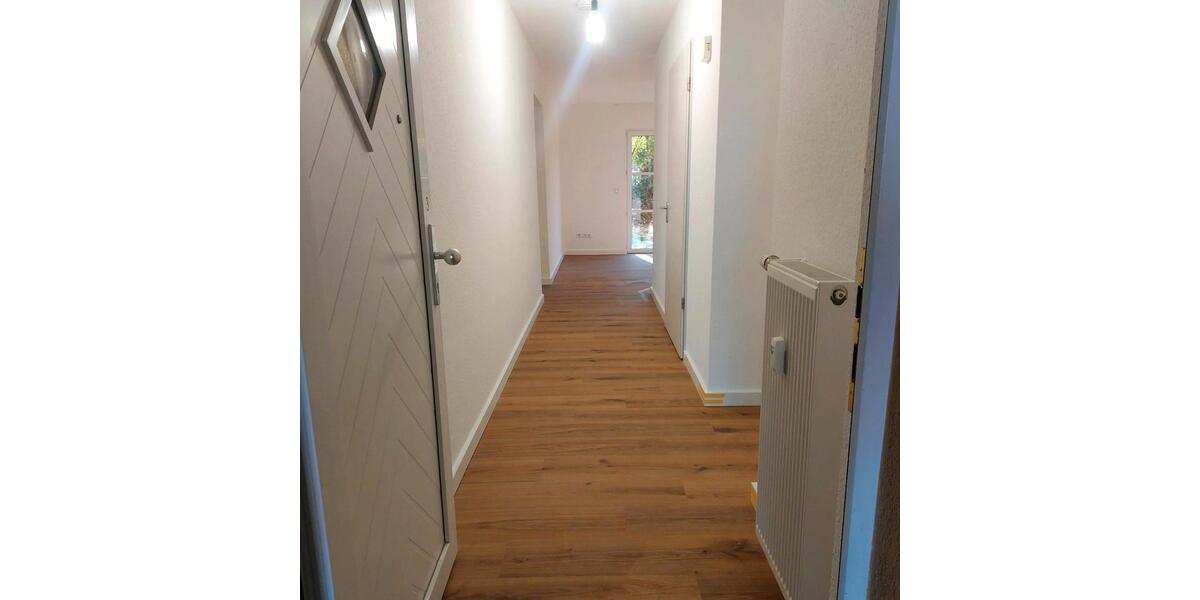 3 Raum Wohnung mit EBK im EG mit Terrasse oder 1.OG mit Balkon 3 zimmer