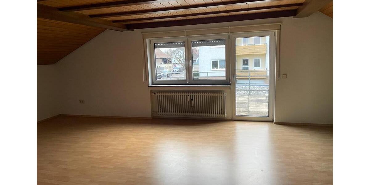 Dachgeschoßwohnung Grabenstetten - 2.5 Zimmer, 90 m&sup2;, 850&euro; | Angebot:26415044