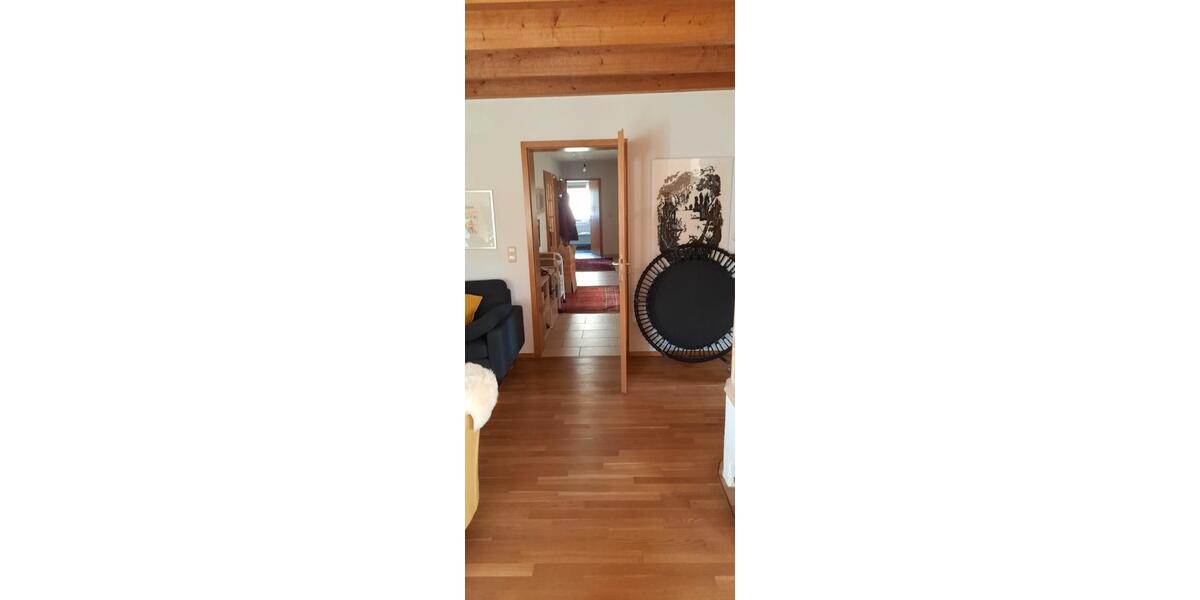 Erdgeschoßwohnung Ammerbuch - 4 Zimmer, 100 m&sup2;, 1.100&euro; | Angebot:26611029