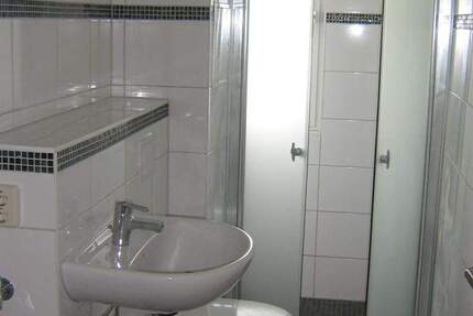 Altersgerecht Wohnen mit ebenerdiger Dusche und Balkon! 3 zimmer