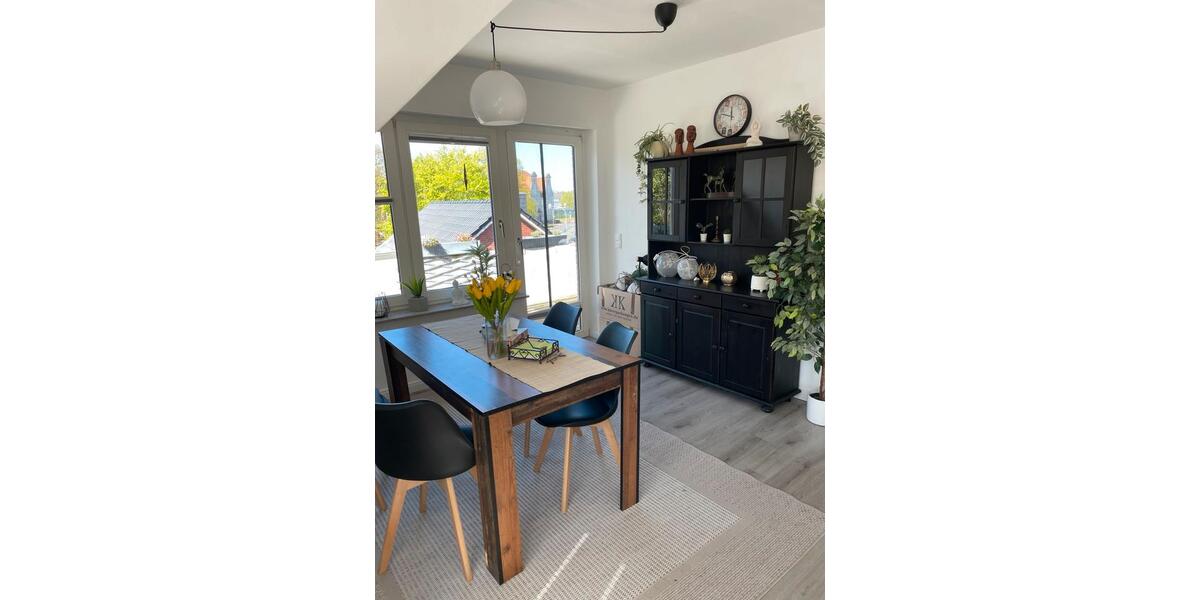 Dachgeschoßwohnung Dornum - 2 Zimmer, 70 m&sup2;, 600&euro; | Angebot:26445292