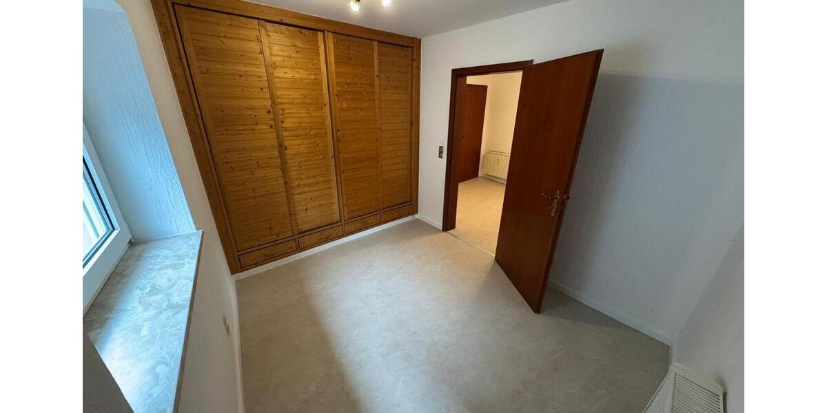 Etagenwohnung Siebeldingen - 2 Zimmer, 75 m&sup2;, 650&euro; | Angebot:24592045