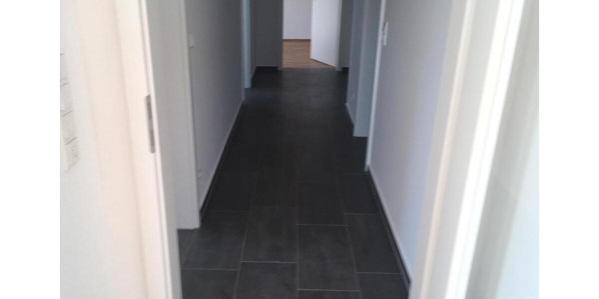 Etagenwohnung Mühldorf am Inn - 3 Zimmer, 85 m&sup2;, 1.065&euro; | Angebot:26119780