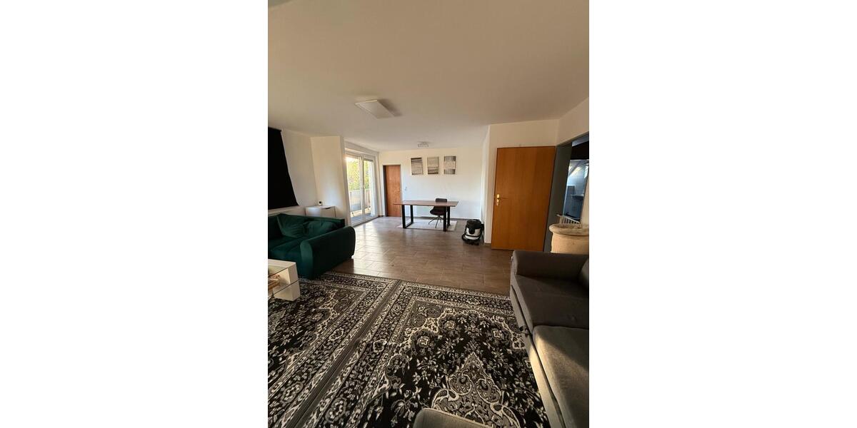 Dachgeschoßwohnung Wedemark - 3 Zimmer, 93 m&sup2;, 1.100&euro; | Angebot:26693492
