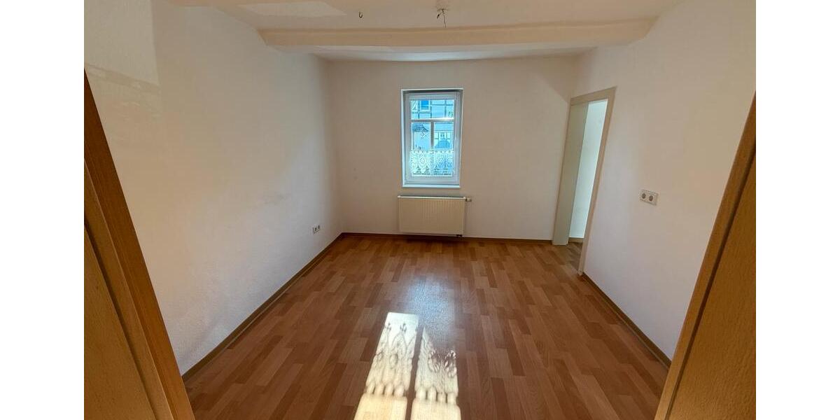 Etagenwohnung Schmallenberg - 3 Zimmer, 84 m&sup2;, 950&euro; | Angebot:26688558