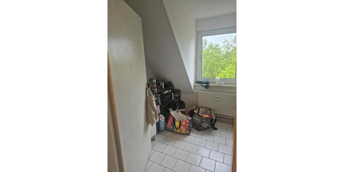 Dachgeschoßwohnung Burg - 2 Zimmer, 50 m&sup2;, 417&euro; | Angebot:26368733