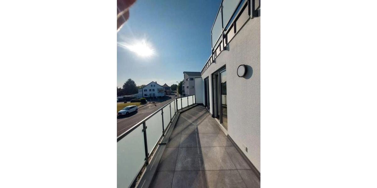 Etagenwohnung Hennef (Sieg) - 3 Zimmer, 96 m&sup2;, 1.598&euro; | Angebot:26035746