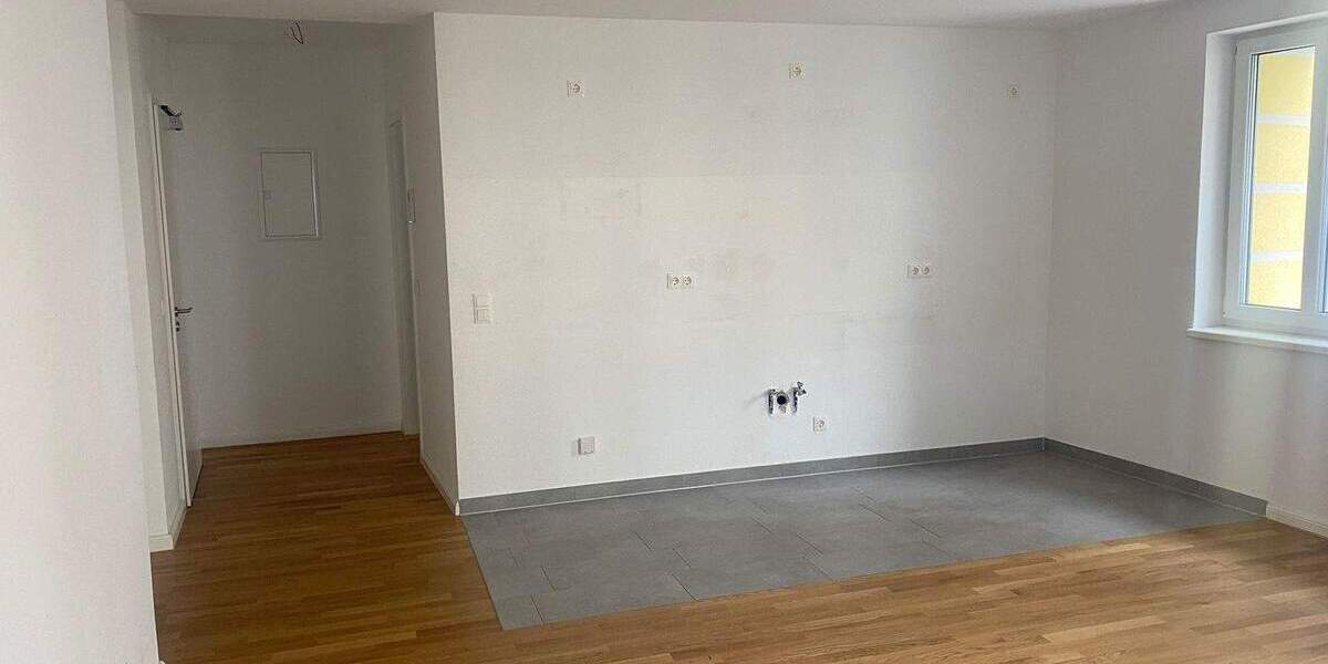 Zimmer Halle (Saale) Innenstadt - 2 Zimmer, 50 m&sup2;, 650&euro; | Angebot:25770424